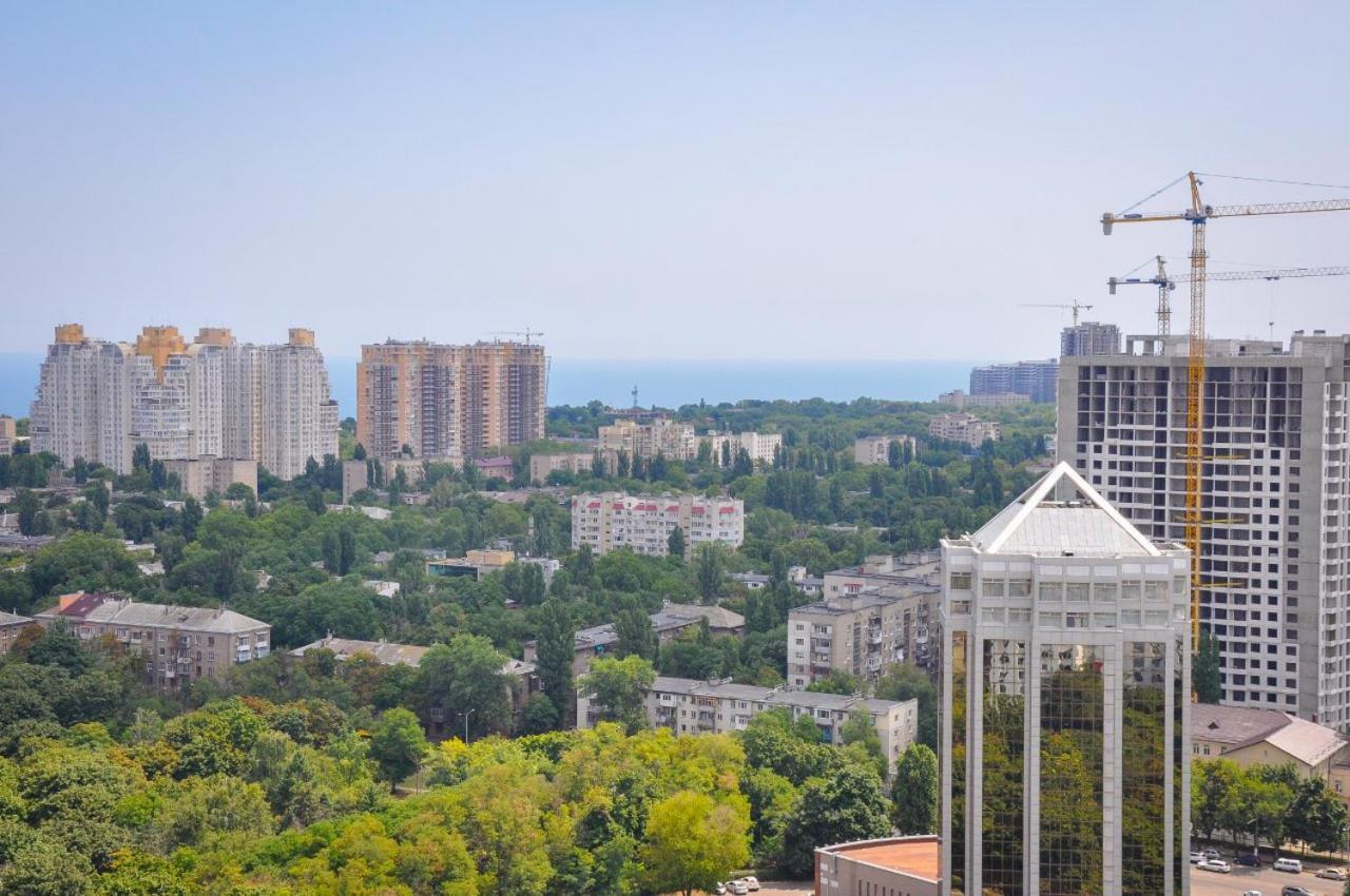 Лофт На 26 Этаже Odessa Exterior foto